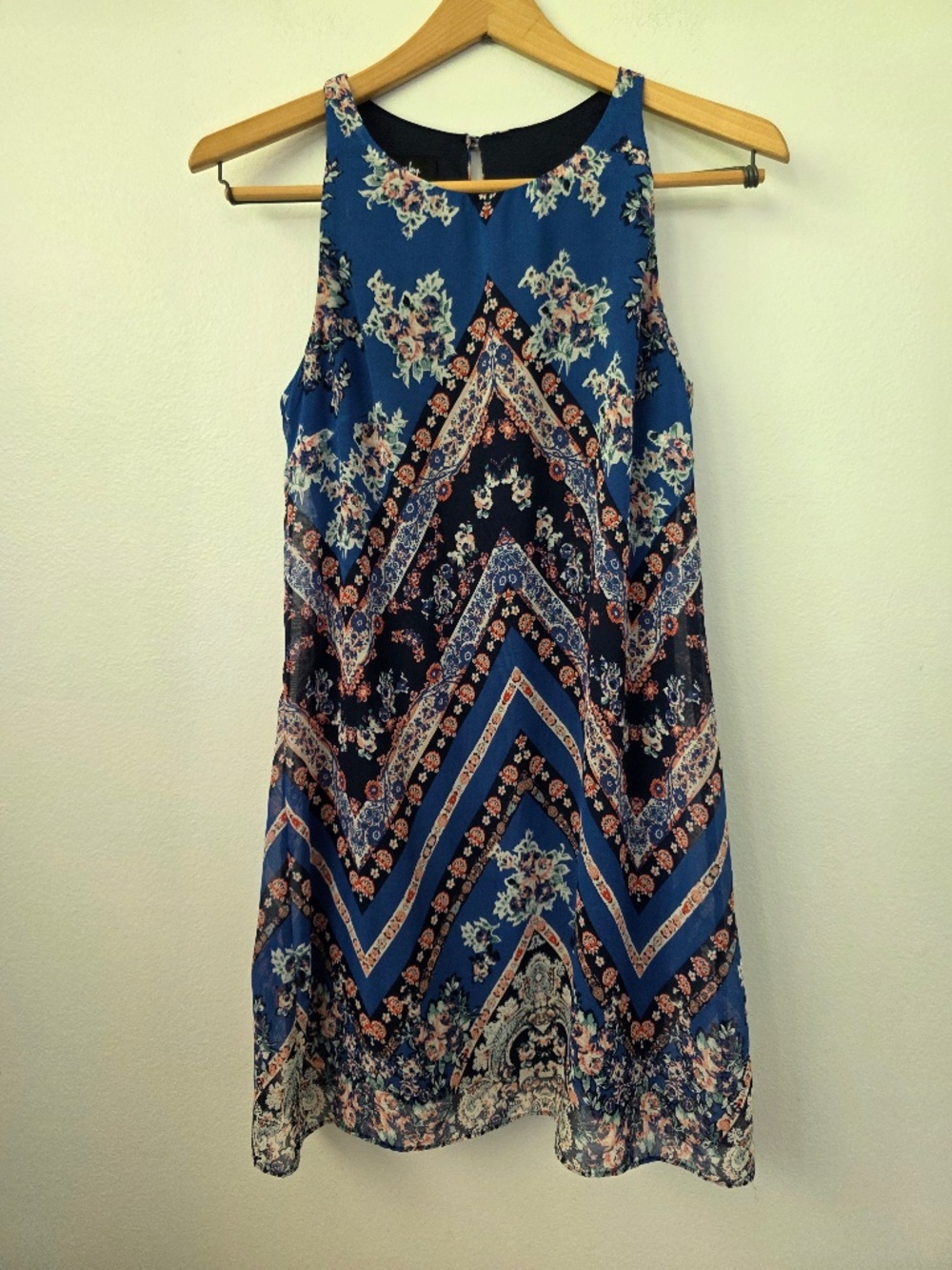 Women's Blue Floral Sleeveless Summer Dress - Small